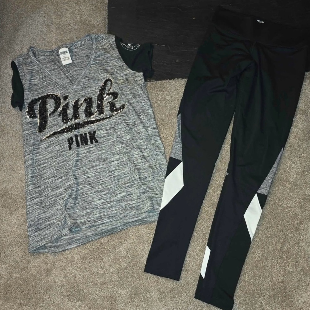 PINK Victoria's Secret Gray and Black Short Sleeve Tee